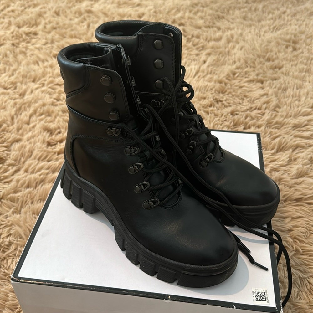 Guess Boots